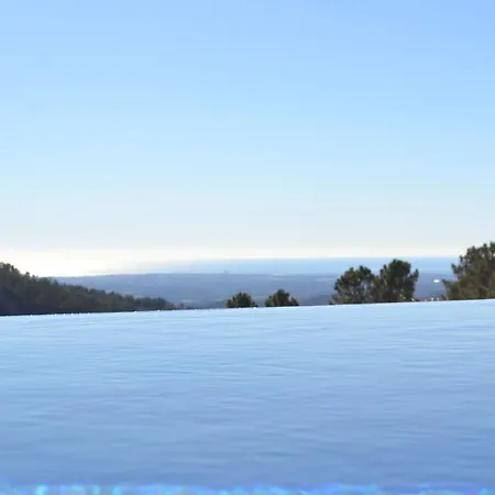 Luxurioese Privatvilla Mit Infinity Pool