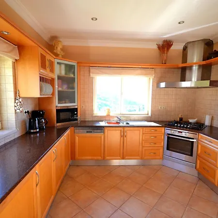 Holiday home Luxurioese Privatvilla Mit Infinity Pool *